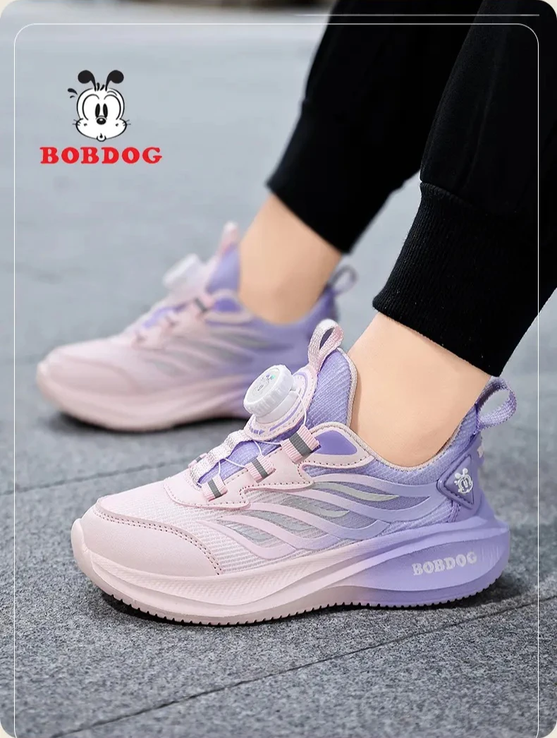 The running shoes for teenagers' outdoor sports are comfortable and lightweight kids sneakers kids shoes
The running shoes for teenagers' outdoor sports are comfortable and lightweight kids sneakers kids shoes