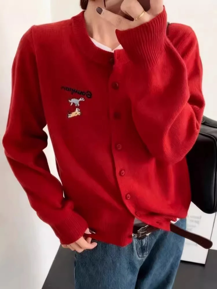 Женский вязаный шерстяной свитер ZYD с длинным рукавом и круглым вырезом, базовый слой, с мультяшным дизайном медведя, осенне-зимний, модный, из мягкого полиэстера
Женский вязаный шерстяной свитер ZYD с длинным рукавом и круглым вырезом, базовый слой, с мультяшным дизайном медведя, осенне-зимний, модный, из мягкого полиэстера