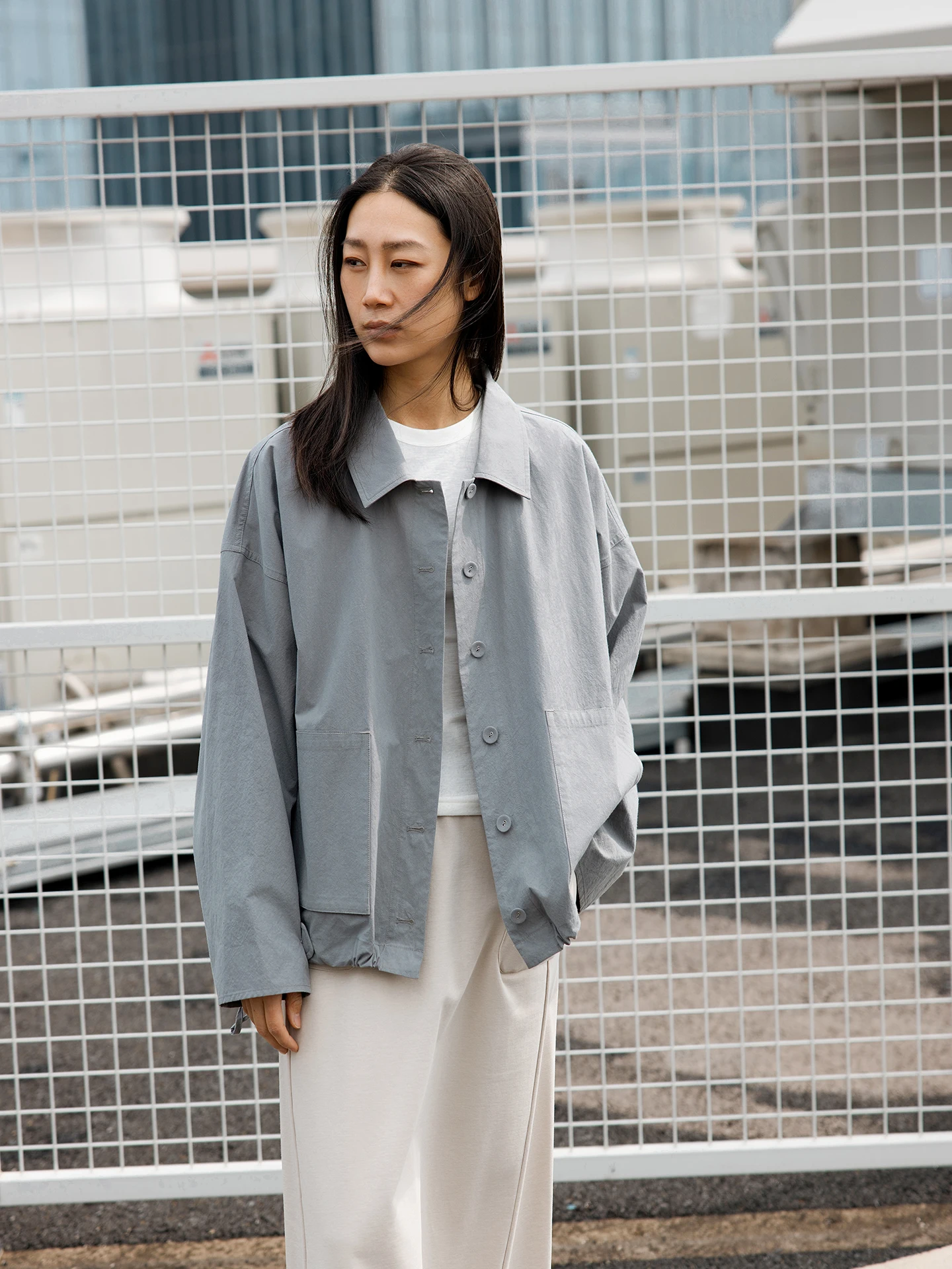 Lightweight Cotton Jacket with Pocket And Elegant Buckle SEEI Casual Loose Fit Breathable Long Sleeve Coat for Women
Lightweight Cotton Jacket with Pocket And Elegant Buckle SEEI Casual Loose Fit Breathable Long Sleeve Coat for Women