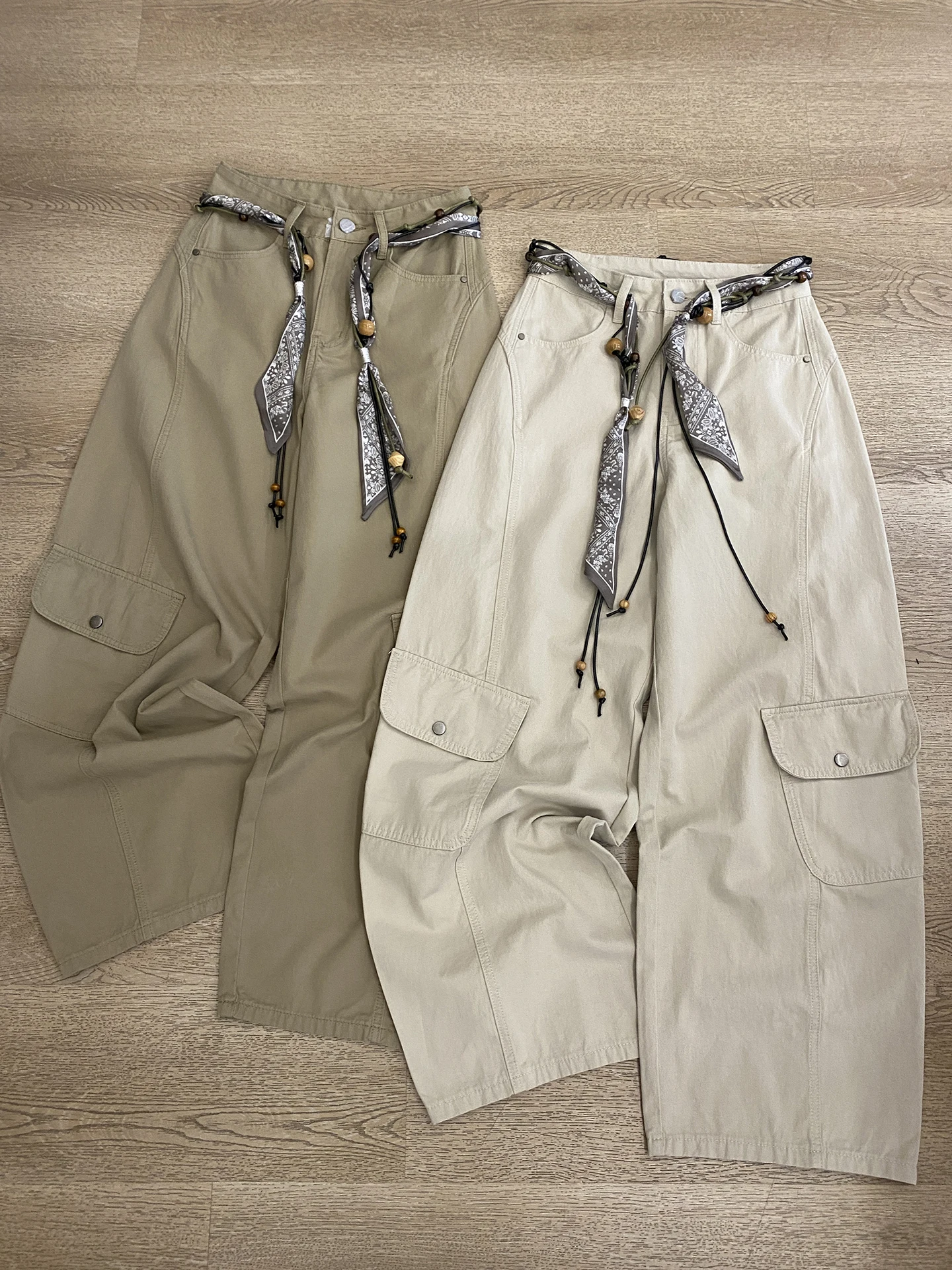 High Waist Wide Leg Pants Women Loose Casual Sports Multi Pocket Long Trousers European Style Summer New Workwear Style
High Waist Wide Leg Pants Women Loose Casual Sports Multi Pocket Long Trousers European Style Summer New Workwear Style