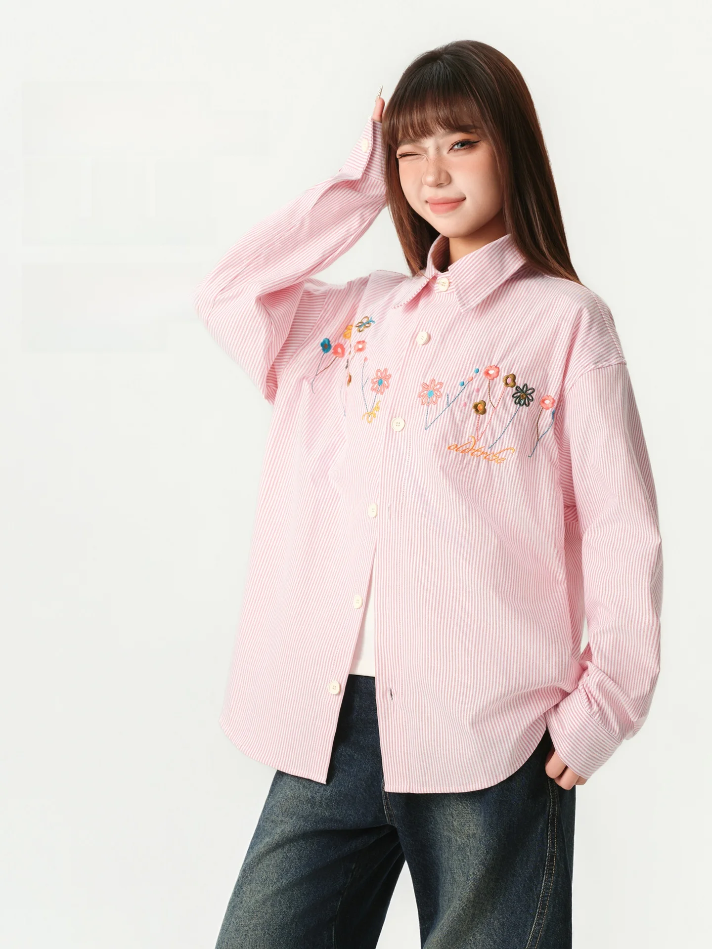 Корейская женская рубашка с длинным рукавом, весенняя верхняя одежда, свободный крой, хлопковая, с вышивкой, дышащая, удобная, с цветочным узором
Корейская женская рубашка с длинным рукавом, весенняя верхняя одежда, свободный крой, хлопковая, с вышивкой, дышащая, удобная, с цветочным узором