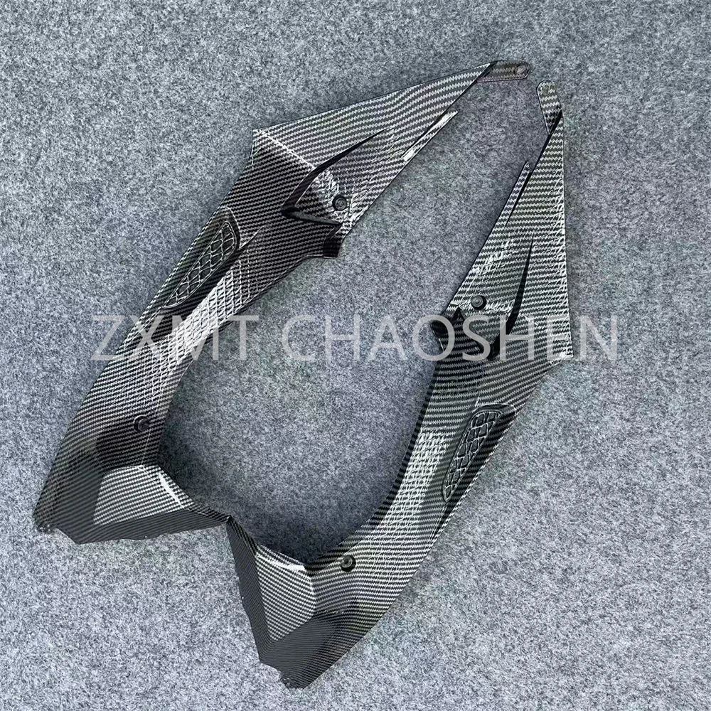 ABS motorcycle fairings are suitable for S1000RR fuel tank patterned small plates with carbon fiber paint in 2009-2014 09-14
ABS motorcycle fairings are suitable for S1000RR fuel tank patterned small plates with carbon fiber paint in 2009-2014 09-14
