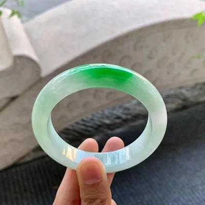 Natural Myanmar Jade Jade 54mm-62mm bracelet Princess jewelry bracelet send mom send girlfriend gift
Natural Myanmar Jade Jade 54mm-62mm bracelet Princess jewelry bracelet send mom send girlfriend gift