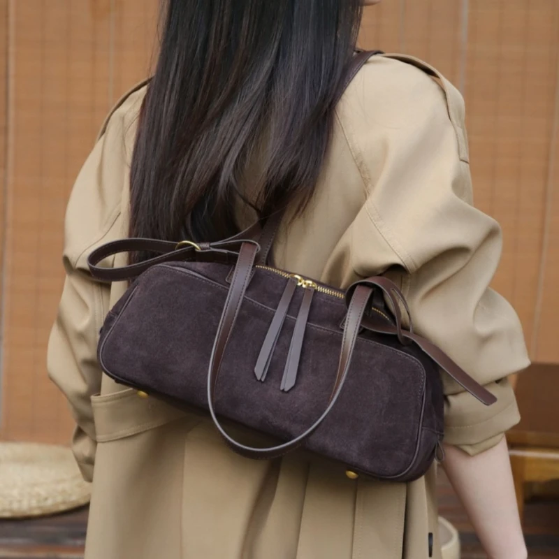Korean Lazy Style Niche Design Large Travel Tote Underarm Bag Winter Luxury Matte Suede Cow Leather Women Handbag Armpit Purse
Korean Lazy Style Niche Design Large Travel Tote Underarm Bag Winter Luxury Matte Suede Cow Leather Women Handbag Armpit Purse