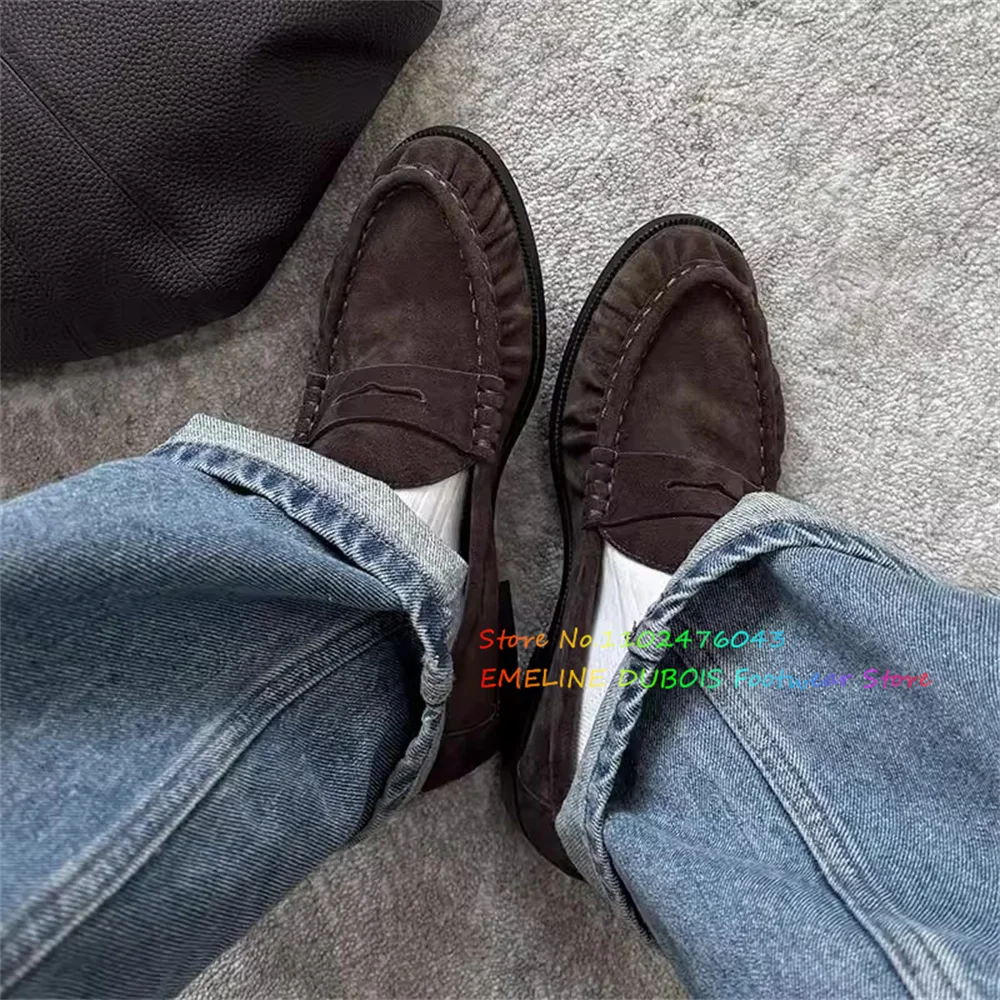 2026 New Retro British Style Pointed Fold Leather Loafers Women Designer Brand Solid Color Elegant Casual Comfort Single Shoes
2026 New Retro British Style Pointed Fold Leather Loafers Women Designer Brand Solid Color Elegant Casual Comfort Single Shoes