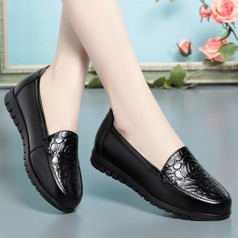 All Match Comfortable Breathable Genuine Leather Loafers Women Shoes 2025 Fall Flats Slip on Driving Moccasins for Mom Work
All Match Comfortable Breathable Genuine Leather Loafers Women Shoes 2025 Fall Flats Slip on Driving Moccasins for Mom Work