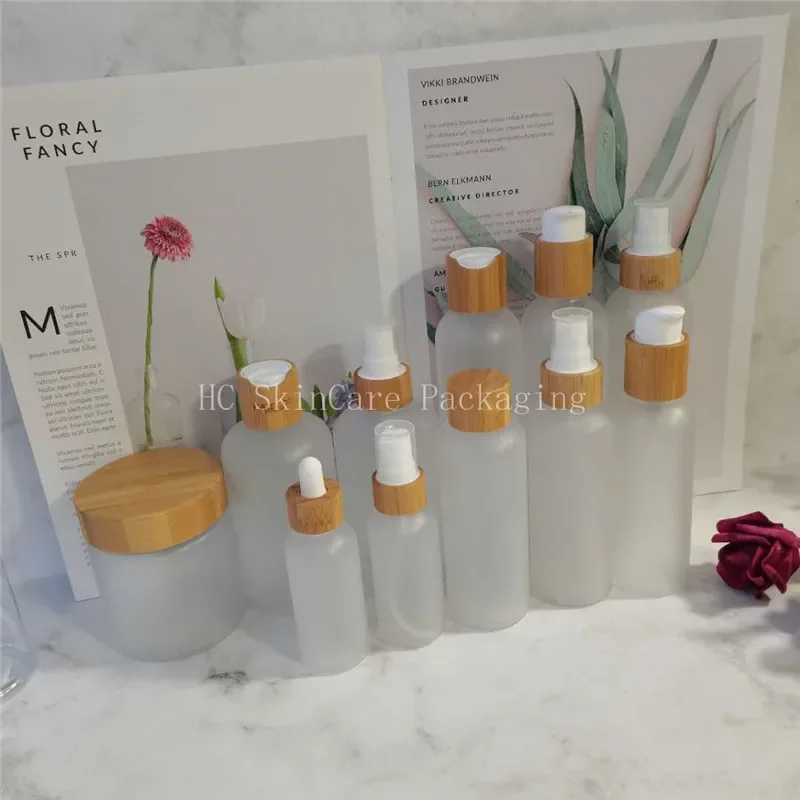 Empty frosted plastic bottle with bamboo cap and plastic cream jar cosmetic containers,skin care cream/cosmetics cream jar
Empty frosted plastic bottle with bamboo cap and plastic cream jar cosmetic containers,skin care cream/cosmetics cream jar