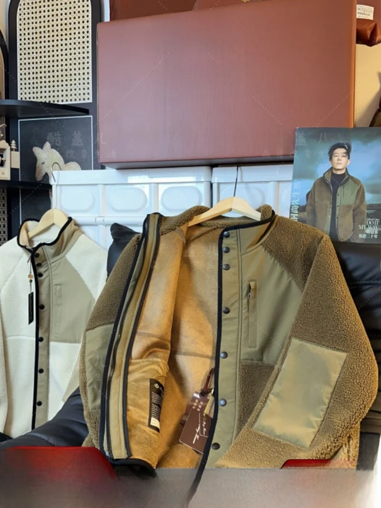 High-End Italian Style Men's Jacket Lamb Velvet Windproof Warmth Coupling Faux Leather Fur Integrated Standard Fit Fashion Urban
High-End Italian Style Men's Jacket Lamb Velvet Windproof Warmth Coupling Faux Leather Fur Integrated Standard Fit Fashion Urban