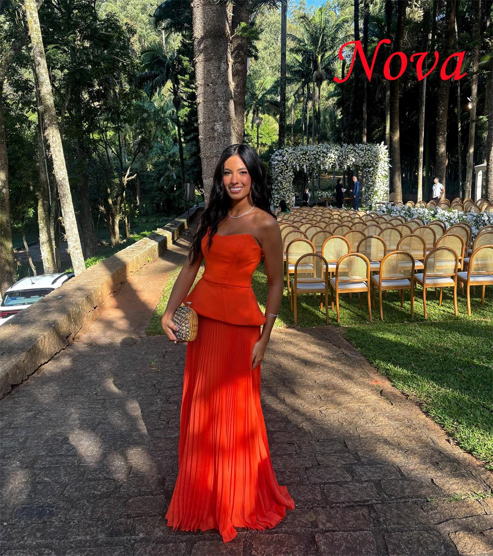 Customized Elegant Yellow Chiffon Special Occasion Gowns Simple Strapless Sleeveless Celebrity Gowns Exquisite Evening Gowns
Customized Elegant Yellow Chiffon Special Occasion Gowns Simple Strapless Sleeveless Celebrity Gowns Exquisite Evening Gowns