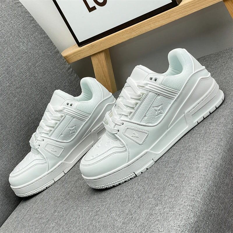 Stay Cool: New Mesh Men's Shoes - Fashionable, Breathable, Comfortable, and Comfortable, Suitable for Running
Stay Cool: New Mesh Men's Shoes - Fashionable, Breathable, Comfortable, and Comfortable, Suitable for Running