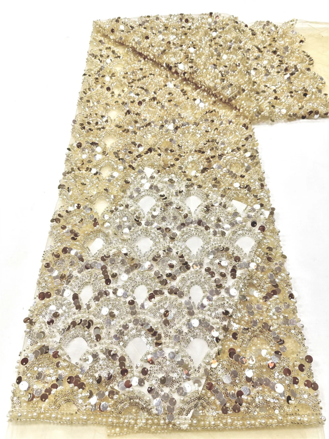Latest African Heavy Beaded Lace Fabric 2026 High-Quality Nigerian Sequins Lace Fabric Women's Evening Wedding Dresses 5 Yards
Latest African Heavy Beaded Lace Fabric 2026 High-Quality Nigerian Sequins Lace Fabric Women's Evening Wedding Dresses 5 Yards