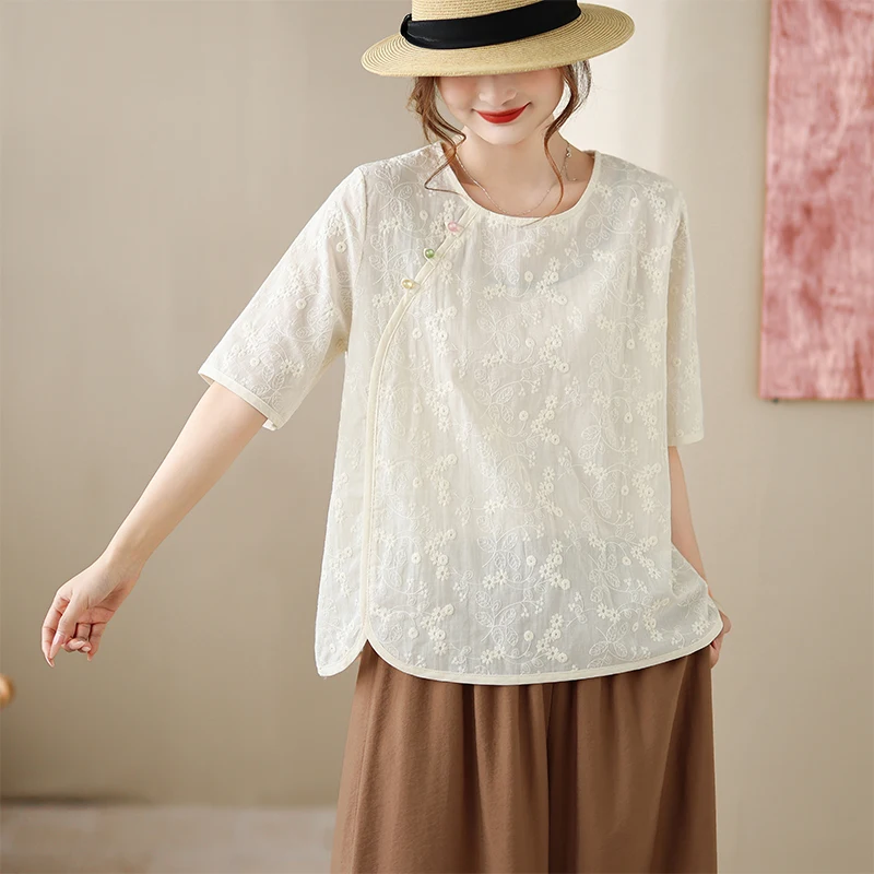 Artistic Embroidered round Neck Slanting Button Women's Cotton Shirt Summer New Style Chinese Style Small Shirt T-Shirt
Artistic Embroidered round Neck Slanting Button Women's Cotton Shirt Summer New Style Chinese Style Small Shirt T-Shirt
