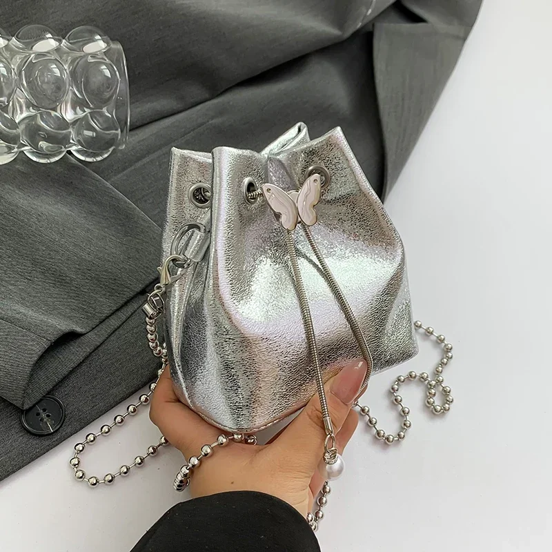 Chic Silver Crossbody Bag Luxury Designer Tassel Shoulder Bag Fashion Gold Mini Coin Purse Quality Pu Leather Handbag Bucket Bag
Chic Silver Crossbody Bag Luxury Designer Tassel Shoulder Bag Fashion Gold Mini Coin Purse Quality Pu Leather Handbag Bucket Bag