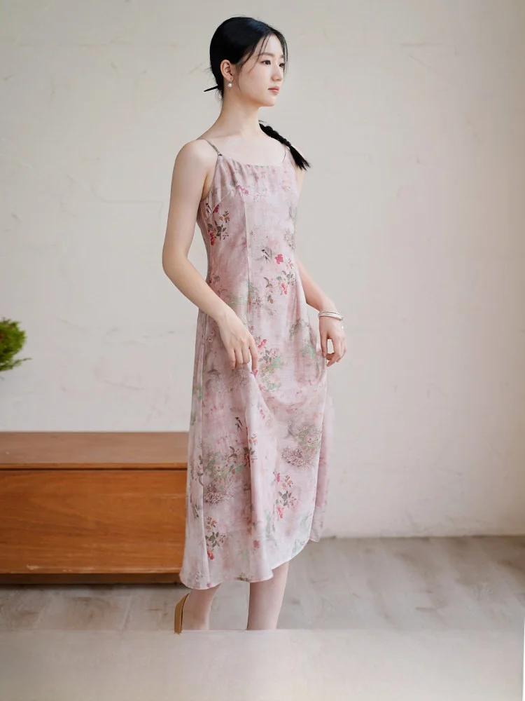 Original Artisanal Women's Long Dr Silk Printed Strapl Gown Autumn New Sle Waist-Cinched Floral Design
Original Artisanal Women's Long Dr Silk Printed Strapl Gown Autumn New Sle Waist-Cinched Floral Design