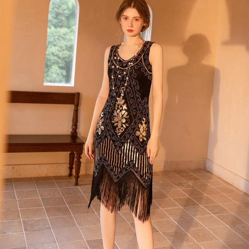 Vintage sequined dress fringed front and rear deep V-neck dress fashion beaded banquet evening dress explosion
Vintage sequined dress fringed front and rear deep V-neck dress fashion beaded banquet evening dress explosion