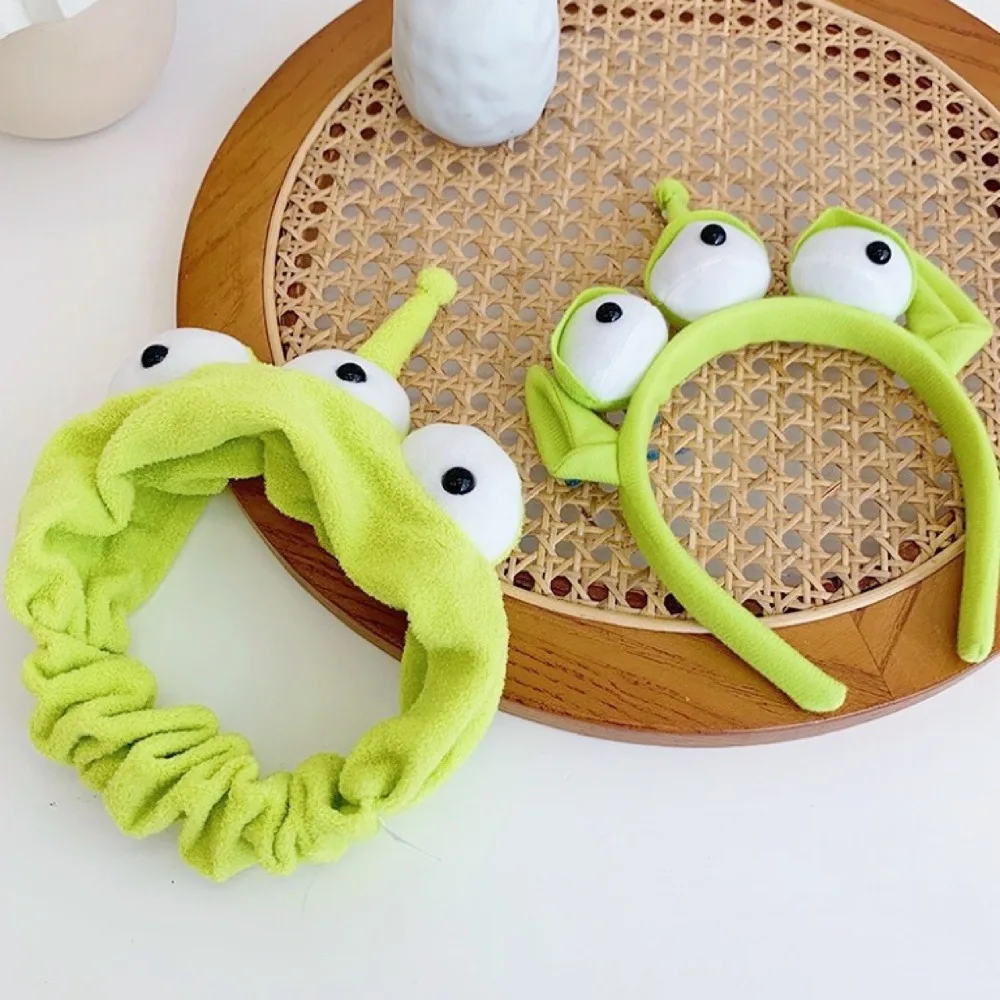 Funny headband hair accessories women's new cute act cute hair wash face headgear hair hole cartoon three-eye monster headband
Funny headband hair accessories women's new cute act cute hair wash face headgear hair hole cartoon three-eye monster headband