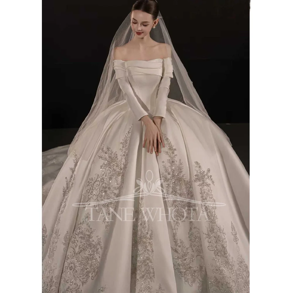 Роскошное свадебное платье без бретелек с длинными рукавами и вышивкой, расшитое блестками, бальное платье по индивидуальному заказу Noiva Casamento Vestido
Роскошное свадебное платье без бретелек с длинными рукавами и вышивкой, расшитое блестками, бальное платье по индивидуальному заказу Noiva Casamento Vestido