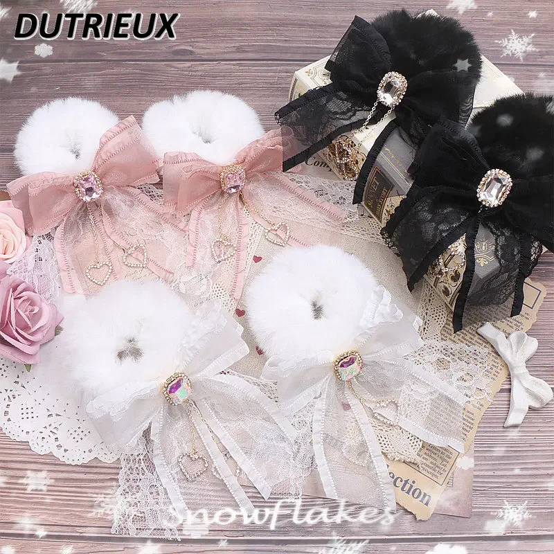 Japanese Style Sweet Cute Headwear Yarn Bow Rhinestone Love Pendant Furry Hair Ring Accessories Women Hair Butterfly Hair Clip
Japanese Style Sweet Cute Headwear Yarn Bow Rhinestone Love Pendant Furry Hair Ring Accessories Women Hair Butterfly Hair Clip