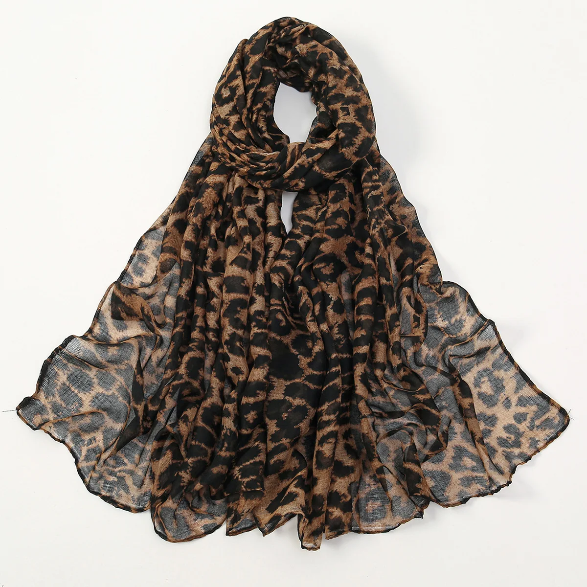 2025 Hot New Leopard Printed Hijab Breathable Light Weight Soft Cotton Rayon Viscose Woven Modal Muslim Women Shawl Hijab Scarf
2025 Hot New Leopard Printed Hijab Breathable Light Weight Soft Cotton Rayon Viscose Woven Modal Muslim Women Shawl Hijab Scarf
