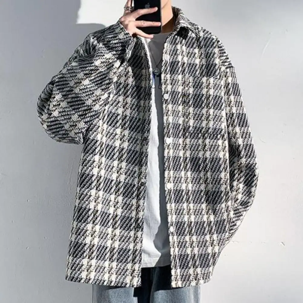 Two-pocket Men Jacket Men's Plaid Print Woolen Coat Stylish Lapel Jacket with Pockets Loose Fit Single-breasted for Autumn
Two-pocket Men Jacket Men's Plaid Print Woolen Coat Stylish Lapel Jacket with Pockets Loose Fit Single-breasted for Autumn