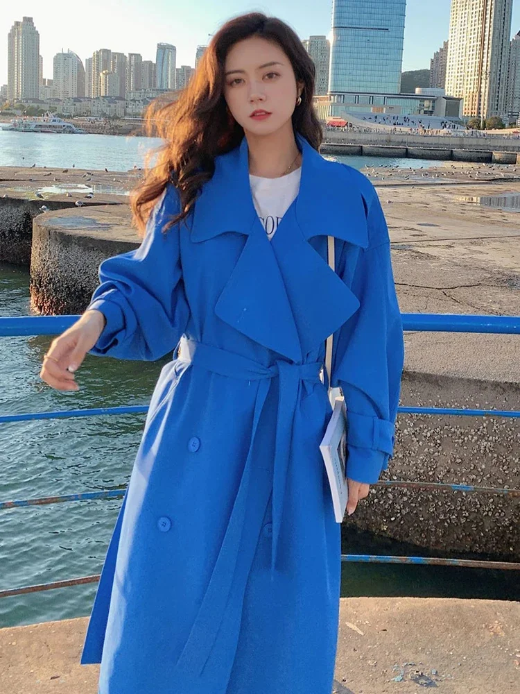 Fashion Solid Color Belt Windbreaker For Women Lapel Double Breasted Mid Length Trench Coat 2025 New Clothing 2AA5201
Fashion Solid Color Belt Windbreaker For Women Lapel Double Breasted Mid Length Trench Coat 2025 New Clothing 2AA5201