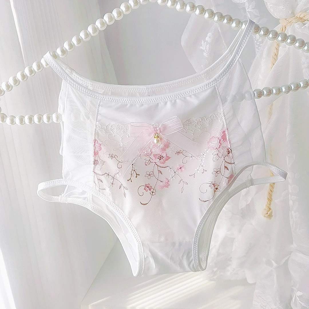 Hollow Out Sexy Lolita Japanese Embroidery Flower Sweet High Waisted Underwear Women Lace Edge Triangle Pants Fairy Style
Hollow Out Sexy Lolita Japanese Embroidery Flower Sweet High Waisted Underwear Women Lace Edge Triangle Pants Fairy Style