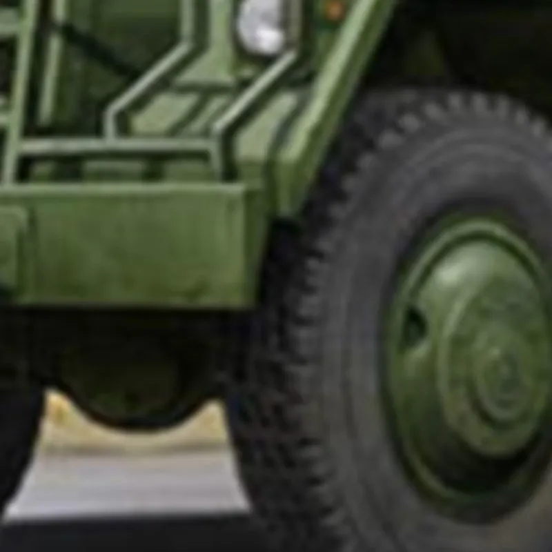 1/35 01078 Trumpeter M920 Tractor ow M870A1 Semi Trailer Truck Static Model Car Kits to Build Toys for Boys Gifts TH18409
1/35 01078 Trumpeter M920 Tractor ow M870A1 Semi Trailer Truck Static Model Car Kits to Build Toys for Boys Gifts TH18409
