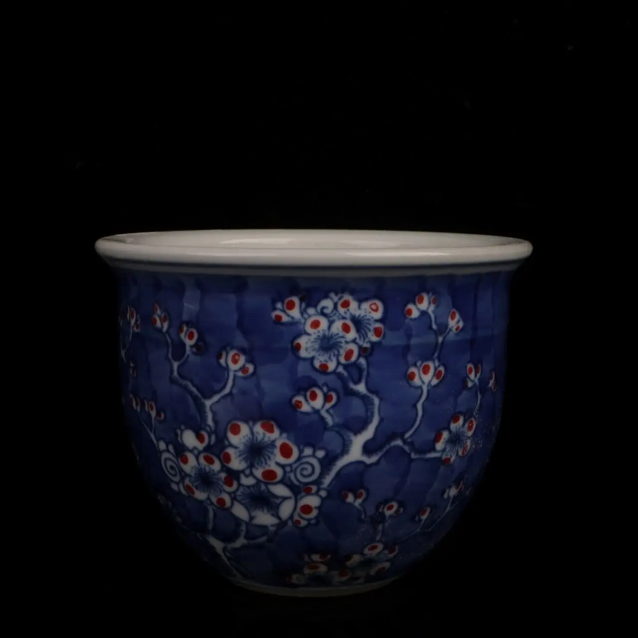 3.9" Collection Chinese Blue White Porcelain Red Glaze Plum Blossom Pot Pot 
3.9" Collection Chinese Blue White Porcelain Red Glaze Plum Blossom Pot Pot