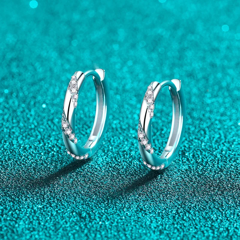 Серьги-кольца из стерлингового серебра 925 пробы с муассанитом для женщин, ювелирные изделия, минималистичные модные аксессуары
Серьги-кольца из стерлингового серебра 925 пробы с муассанитом для женщин, ювелирные изделия, минималистичные модные аксессуары