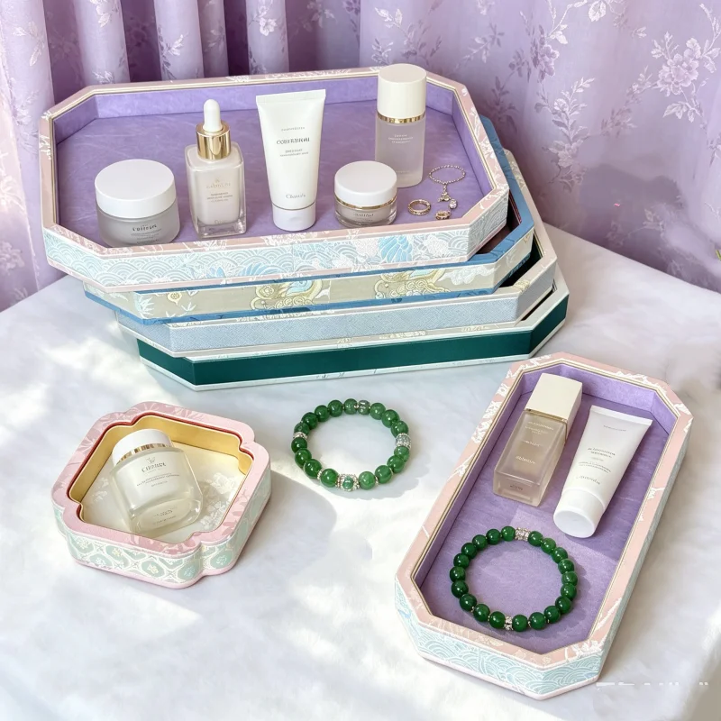 Jewelry Display Tray for Bracelet & Beads, Appraisal Plate for Hand String, Storage Organizer & Counter Prop
Jewelry Display Tray for Bracelet & Beads, Appraisal Plate for Hand String, Storage Organizer & Counter Prop