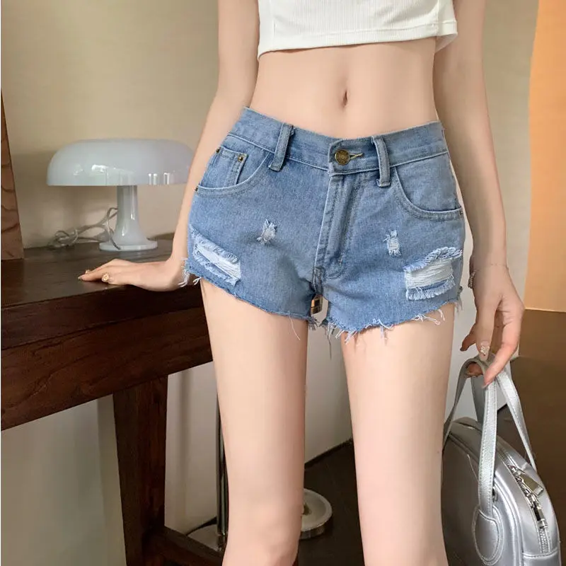 Pure and Sexy Hot Girl with High Street Super Short Girl with Slim A-line Denim Shorts
Pure and Sexy Hot Girl with High Street Super Short Girl with Slim A-line Denim Shorts
