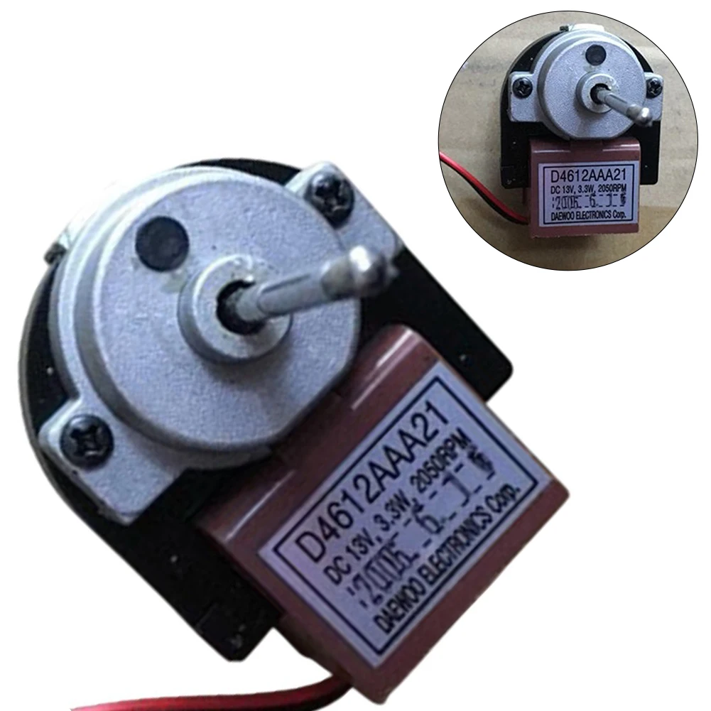 Двигатель вентилятора испарителя холодильника D4612AAA22 Замена 3015915900 3015907300 Детали холодильника для бытовой техники
Двигатель вентилятора испарителя холодильника D4612AAA22 Замена 3015915900 3015907300 Детали холодильника для бытовой техники