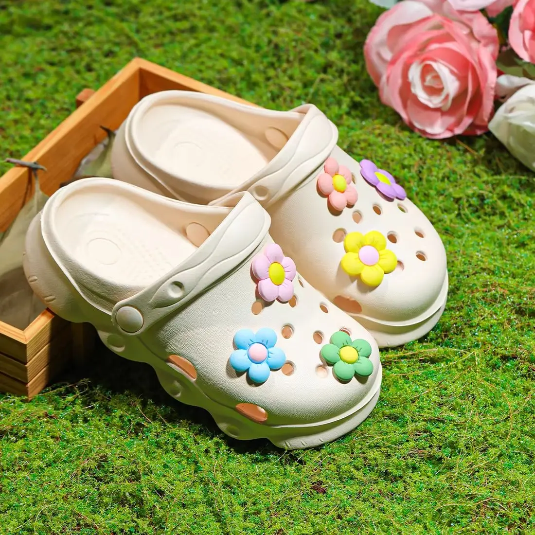 Kids Slip-On Clogs and Mules, Breathable, Waterproof, lightweight girls' EVA Garden Shoes, Summer beach non-slip slippers 1214
Kids Slip-On Clogs and Mules, Breathable, Waterproof, lightweight girls' EVA Garden Shoes, Summer beach non-slip slippers 1214