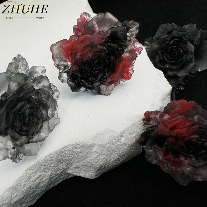ZHUHE The Ink-wash Lotus Ring In A Retro Style Is A Perfect Jewelry Accessory For Both Women And Men As A Party Gift
ZHUHE The Ink-wash Lotus Ring In A Retro Style Is A Perfect Jewelry Accessory For Both Women And Men As A Party Gift