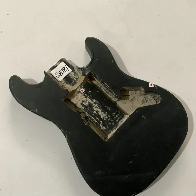 GB789 для украшения поврежденного и трещинного дерева ST, корпус гитары черного цвета, звукосниматели на заказ, правая рука
GB789 для украшения поврежденного и трещинного дерева ST, корпус гитары черного цвета, звукосниматели на заказ, правая рука