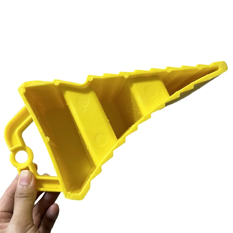 НОВИНКА-колесные колодки для туристических прицепов, нескользящие сверхмощные колесные колоды, колесные колодки для легковых автомобилей, грузовиков, для большинства размеров шин, 4 шт. 
НОВИНКА-колесные колодки для туристических прицепов, нескользящие сверхмощные колесные колоды, колесные колодки для легковых автомобилей, грузовиков, для большинства размеров шин, 4 шт.