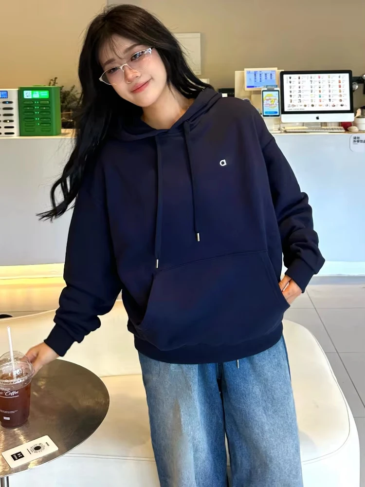 Oversized Graphic Pullover, Unisex Loose Fit Sweatshirt, Casual Warm Streetwear Essential for Autumn Winter
Oversized Graphic Pullover, Unisex Loose Fit Sweatshirt, Casual Warm Streetwear Essential for Autumn Winter