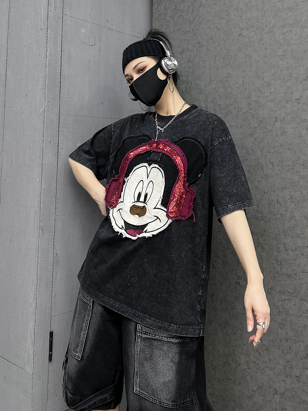 Модная женская футболка M-Home с коротким рукавом, свободного кроя, в уличном стиле, из хлопка, повседневная, с круглым вырезом, летняя, трендовая
Модная женская футболка M-Home с коротким рукавом, свободного кроя, в уличном стиле, из хлопка, повседневная, с круглым вырезом, летняя, трендовая