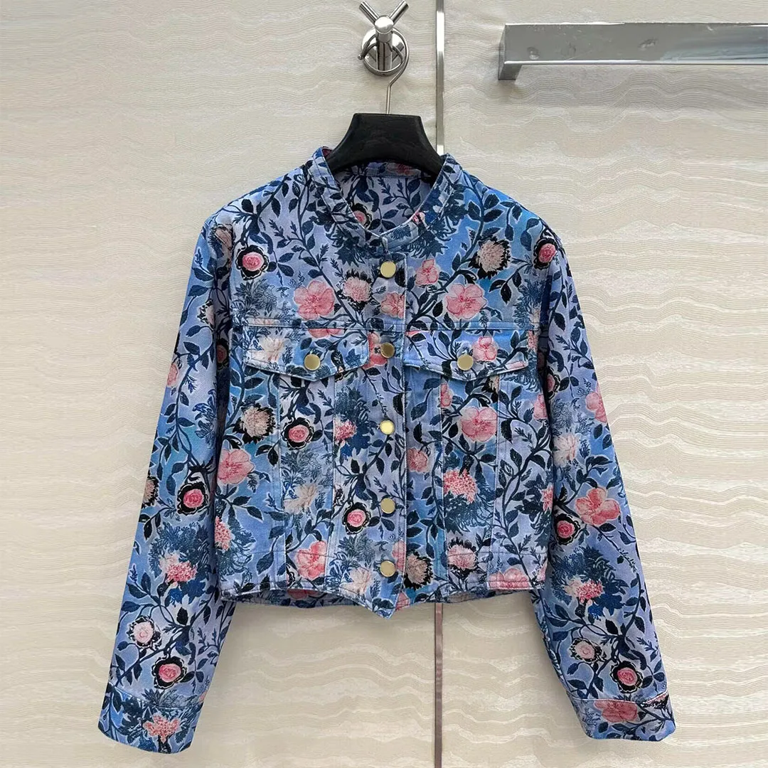 Новинка 2023 года, осенняя модная синяя джинсовая куртка, винтажное однобортное короткое пальто с круглым вырезом и длинными рукавами с цветочным принтом и карманами
Новинка 2023 года, осенняя модная синяя джинсовая куртка, винтажное однобортное короткое пальто с круглым вырезом и длинными рукавами с цветочным принтом и карманами