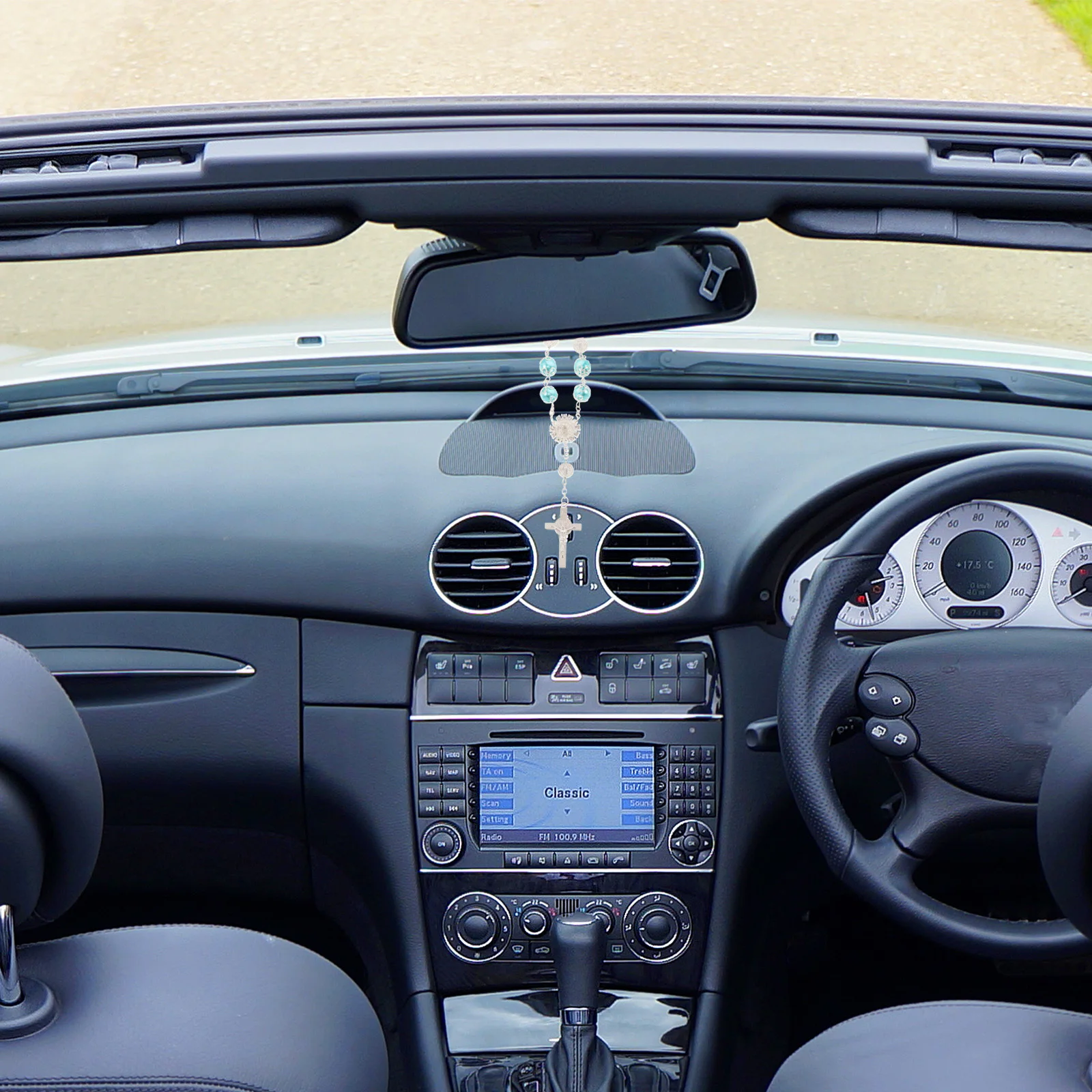 Glass Pearl Car Hanging Ornament Elegant Rearview Mirror Pendant Interior Accessories Girly Car Decor Women Accessories
Glass Pearl Car Hanging Ornament Elegant Rearview Mirror Pendant Interior Accessories Girly Car Decor Women Accessories