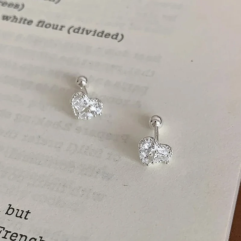 925 Sterling Silver Hollow Love Heart Zircon Screw Buckle Stud Earring for Women Fine Jewelry High Luxury Vintage Accessories
925 Sterling Silver Hollow Love Heart Zircon Screw Buckle Stud Earring for Women Fine Jewelry High Luxury Vintage Accessories