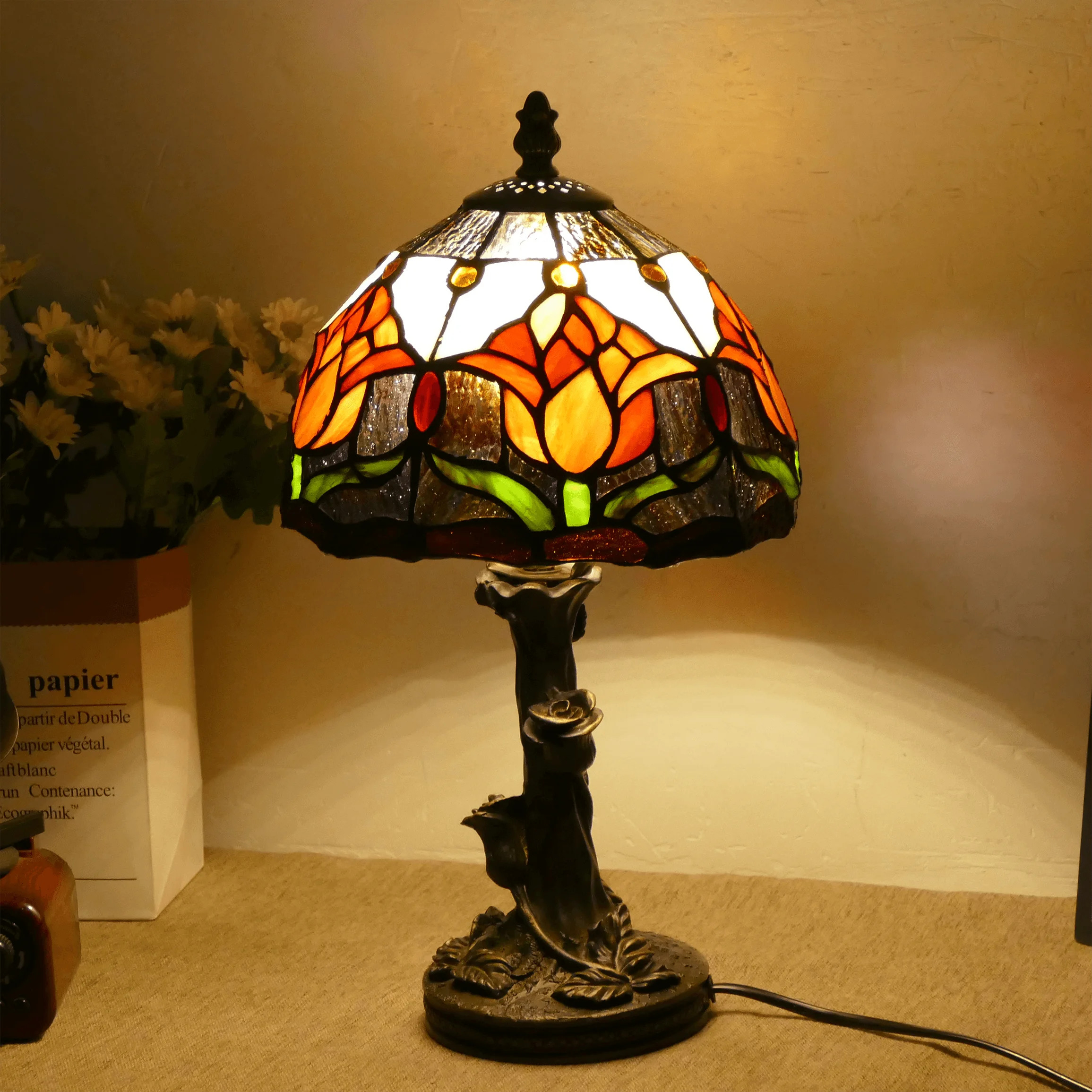 #@Stained Glass Small Table Lamp Rose Base Design W8H14 Inch European Countryside Style Bedroom Bedside Lamp Study Living Room
#@Stained Glass Small Table Lamp Rose Base Design W8H14 Inch European Countryside Style Bedroom Bedside Lamp Study Living Room