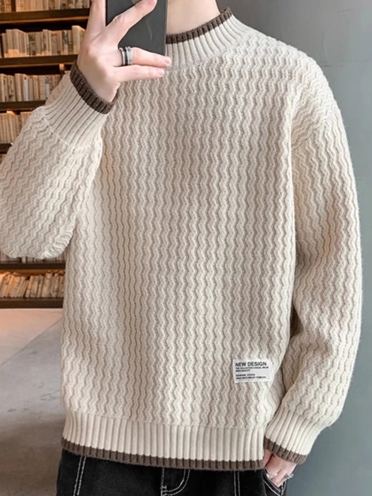 Новый мужской зимний вязаный свитер с высоким воротником, свободный крой, на флисовой подкладке, с узором «Водная волна», длинный рукав, круглый вырез
Новый мужской зимний вязаный свитер с высоким воротником, свободный крой, на флисовой подкладке, с узором «Водная волна», длинный рукав, круглый вырез