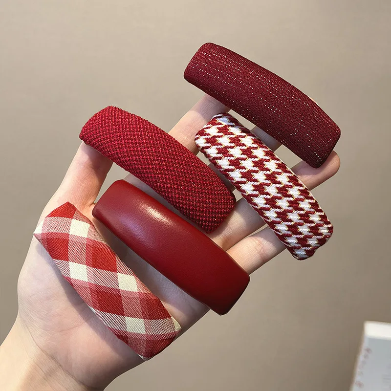 1 Pcs Ladies' Hair Clip Korean Exquisite Gentle Red Sweet Kawaii Cute Versatile BB Clips High-quality Hair Accessories For Girl
1 Pcs Ladies' Hair Clip Korean Exquisite Gentle Red Sweet Kawaii Cute Versatile BB Clips High-quality Hair Accessories For Girl