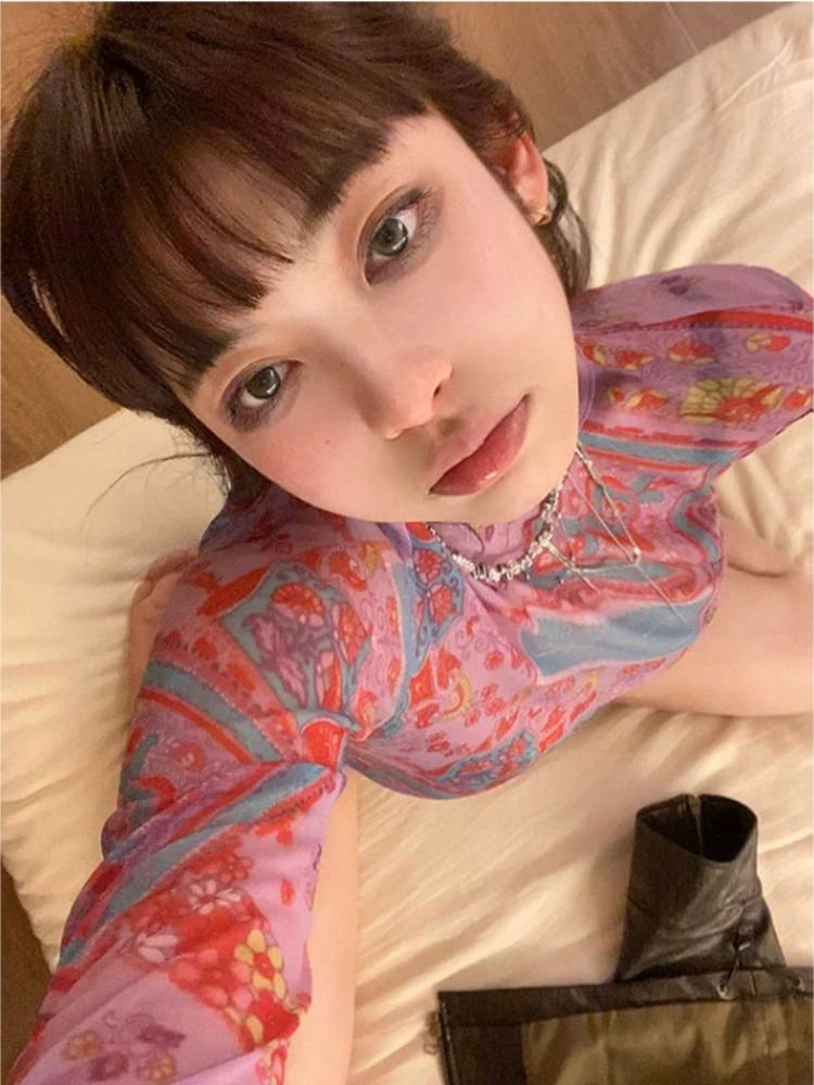 Spring Harajuku Vintage Print T-shirts Streetwear Fashion Y2k Aesthetic Slim Tshirts Women Grunge Long Sleeve Bottoming Crop Top
Spring Harajuku Vintage Print T-shirts Streetwear Fashion Y2k Aesthetic Slim Tshirts Women Grunge Long Sleeve Bottoming Crop Top