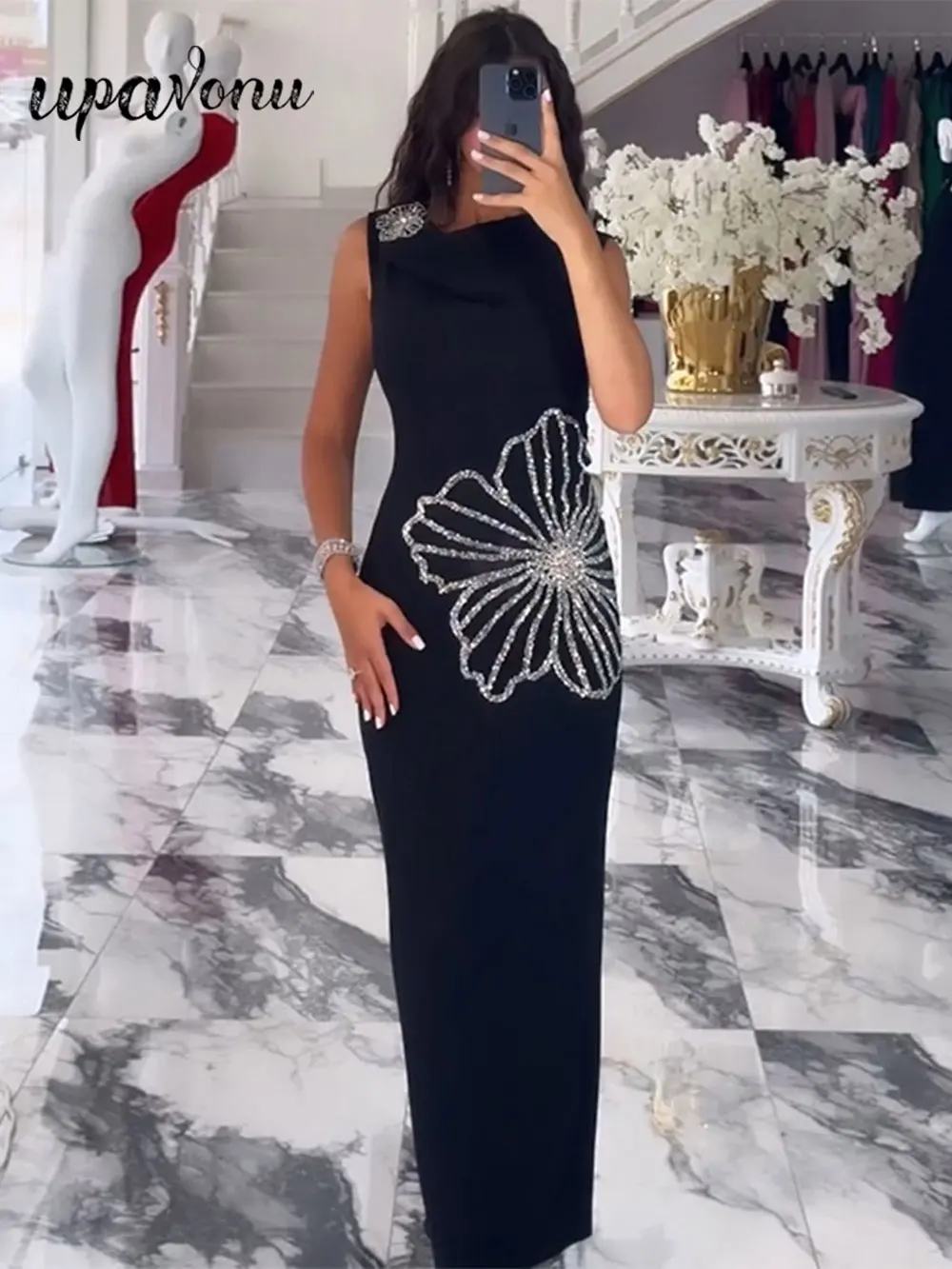 2024 Autumn Elegant Women 3D Flower Diamond Decorative Dress with Slant Neck Sleeveless Bodycon Long Dress Evening Party Vestido
2024 Autumn Elegant Women 3D Flower Diamond Decorative Dress with Slant Neck Sleeveless Bodycon Long Dress Evening Party Vestido