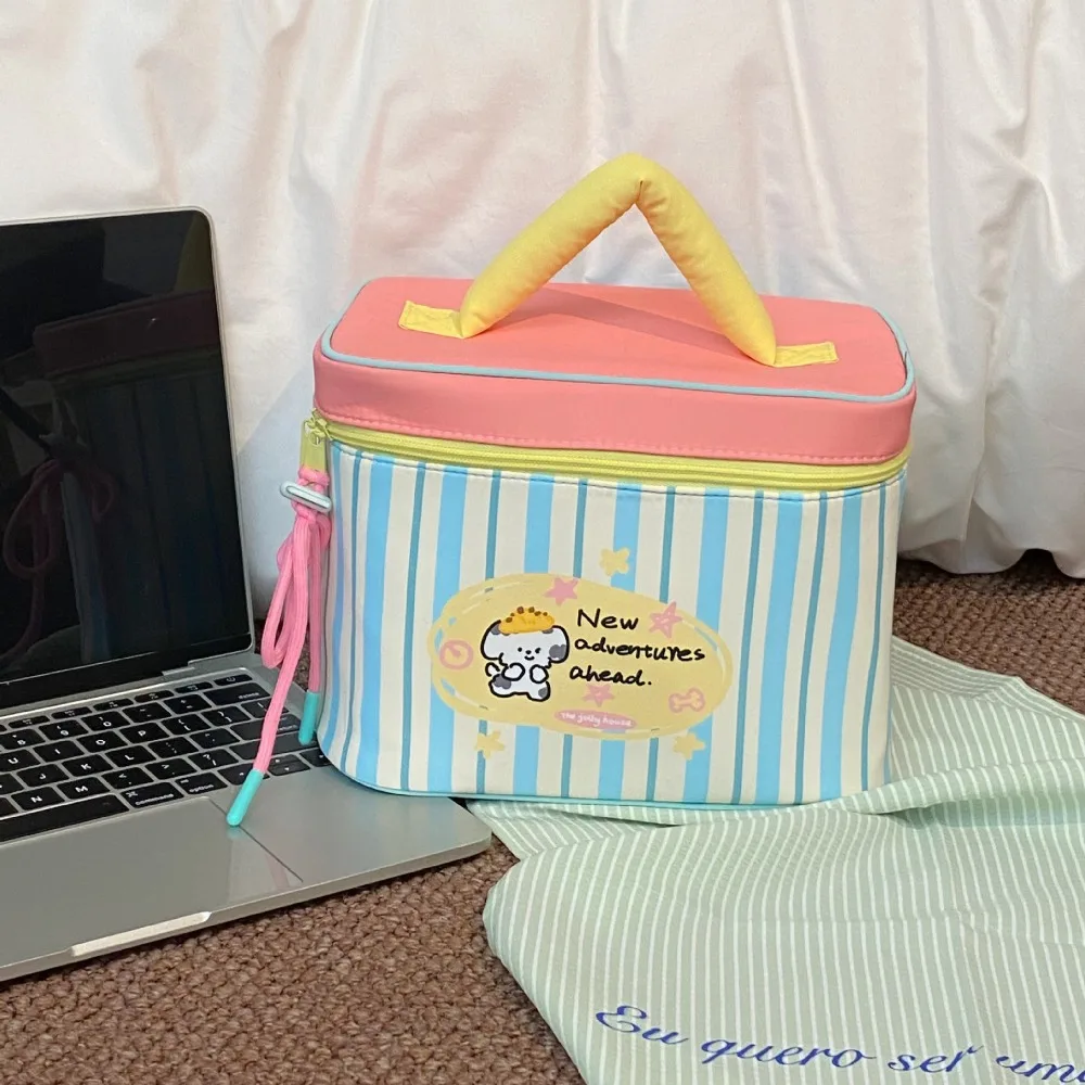 Portable Multi Functional Cute Makeup Bag Large Capacity Cartoon Puppy Handheld Cosmetic Case Square Zipper Lunch Bag Travel
Portable Multi Functional Cute Makeup Bag Large Capacity Cartoon Puppy Handheld Cosmetic Case Square Zipper Lunch Bag Travel