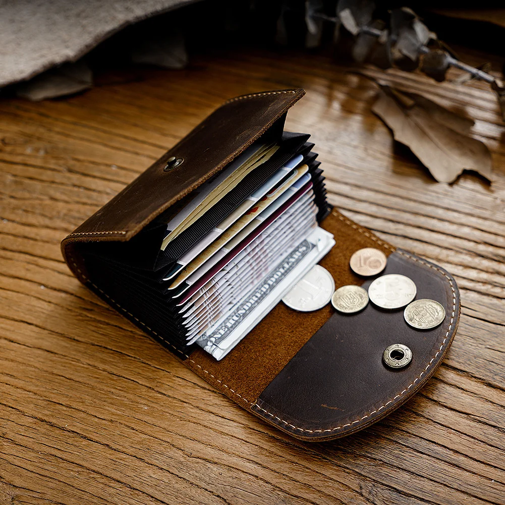 Top Layer of Cow Buckle Wallet Men's Genuine Leather Large Capacity Card Storage Case with 12 Card Slots Vintage Card Bag Purse
Top Layer of Cow Buckle Wallet Men's Genuine Leather Large Capacity Card Storage Case with 12 Card Slots Vintage Card Bag Purse