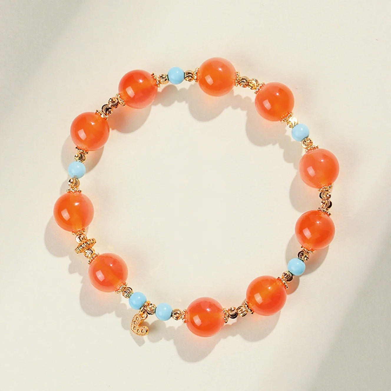 10mm Natural Sugar-core Agate Turquoise Stone Women's Hand Bracelets Mini Heart Charm Beaded Bracelet Femme Accessories 1599
10mm Natural Sugar-core Agate Turquoise Stone Women's Hand Bracelets Mini Heart Charm Beaded Bracelet Femme Accessories 1599