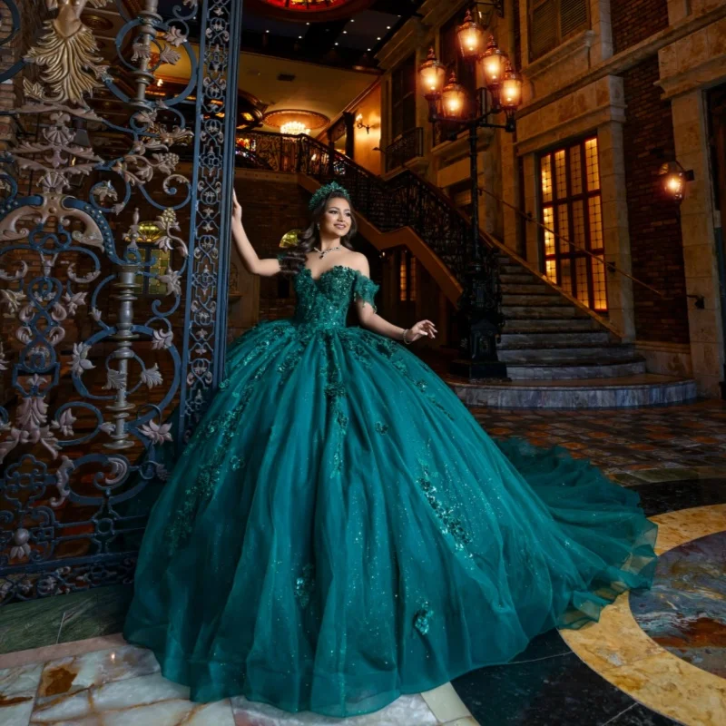 Shiny Dark Green Quinceanera Dresses Off the Shoulder Glitter Crystal Decal Flower Long tail Vestidoe 15 Quinceanera Customiz
Shiny Dark Green Quinceanera Dresses Off the Shoulder Glitter Crystal Decal Flower Long tail Vestidoe 15 Quinceanera Customiz